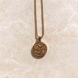 18k Gold Plated Cali Coin Pendant Necklace